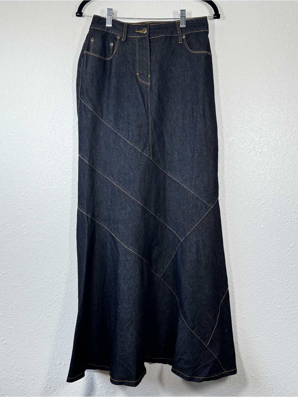 ⁠Bisou Bisou Denim Maxi Skirt Y2K Mermaid grunge Asymmetric Stitch Sz 10⁠
Indie